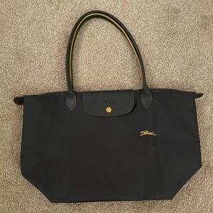 Large Grey and Yellow Le Pilage, NWT, used twice